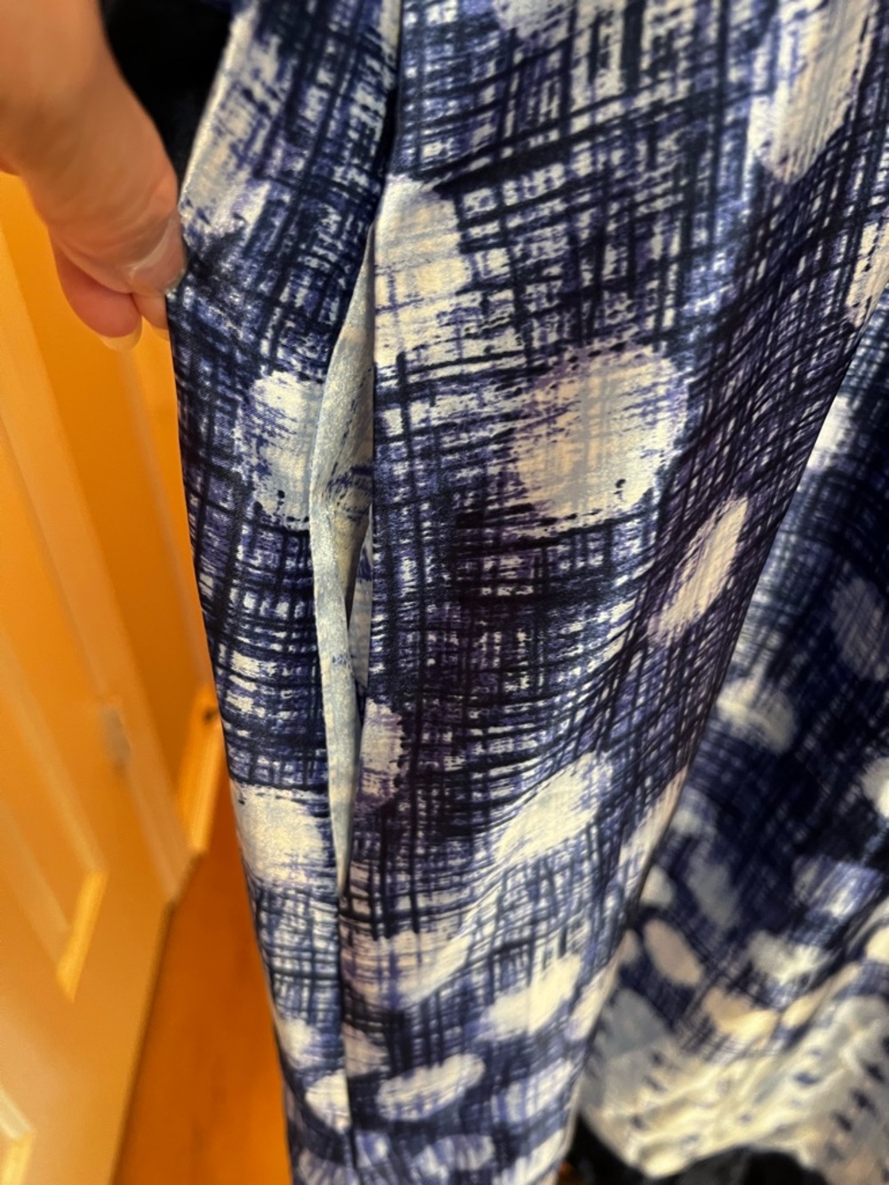 Oscar de la Renta Blue and White Patterned Dress - Picture 8 of 10